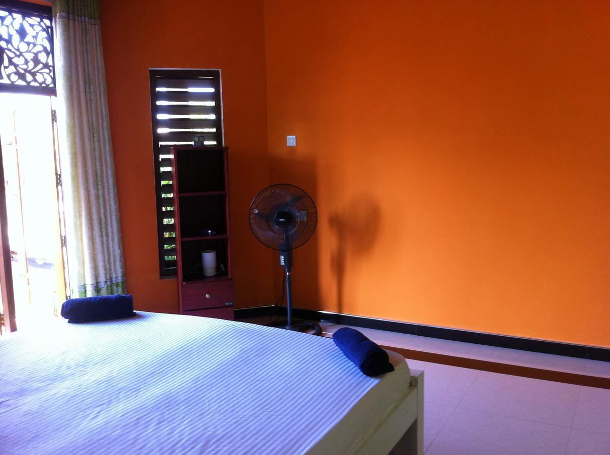 Bee Nest Bed & Breakfast Negombo Luaran gambar