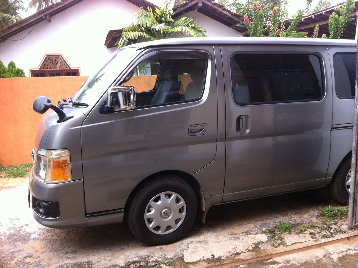 Bee Nest Bed & Breakfast Negombo Luaran gambar