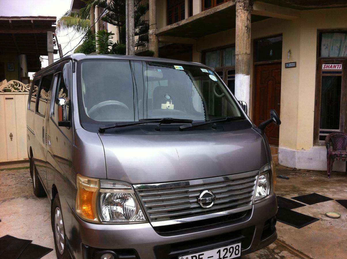 Bee Nest Bed & Breakfast Negombo Luaran gambar