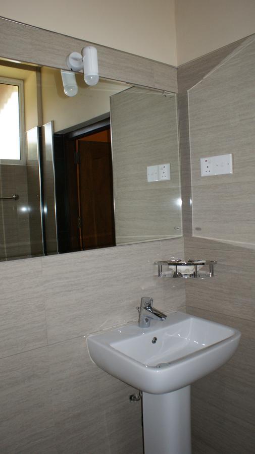 Bee Nest Bed & Breakfast Negombo Luaran gambar