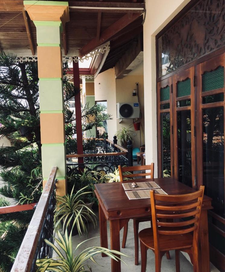 Bee Nest Bed & Breakfast Negombo Luaran gambar
